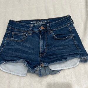 American Eagle hi-rise shortie shorts
